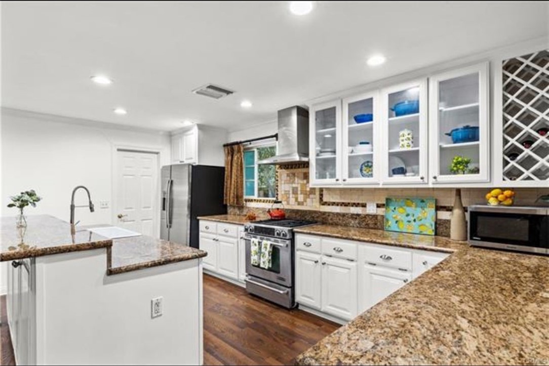 22719 Criswell Street, West Hills, CA