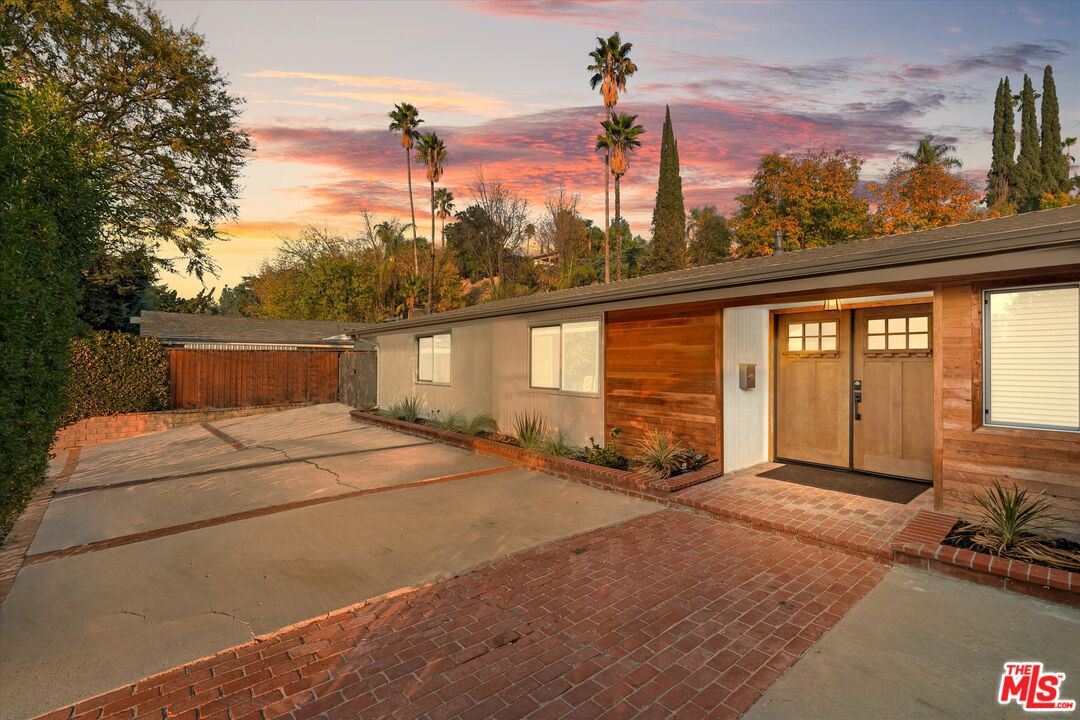 Recently sold home 6